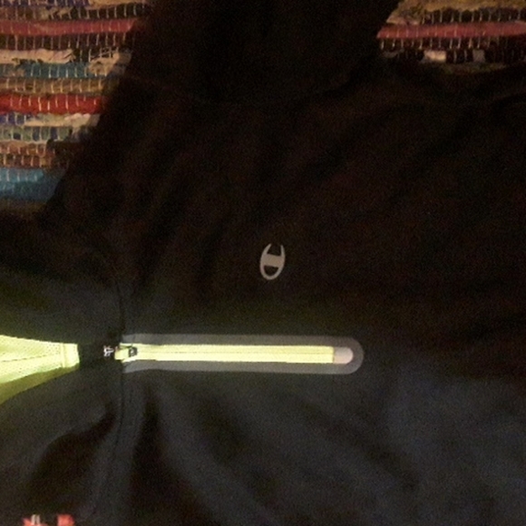 Champion performance hoodie with quarter zipper size M - Picture 3 of 4